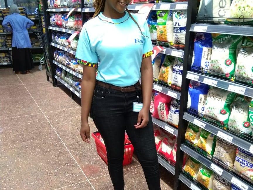 A promoter working the fresh-produce aisle